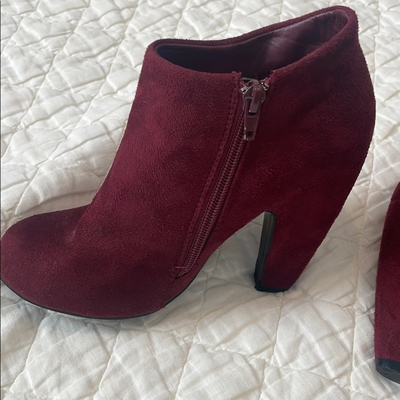 Booties - Picture 3 of 7